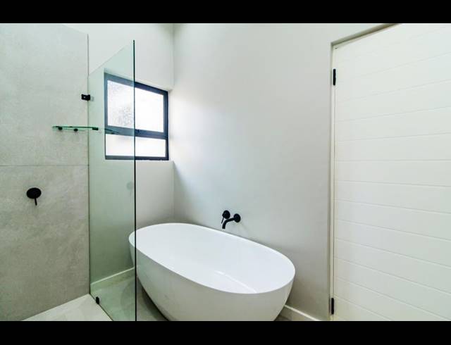 3 BEDROOM TOWNHOUSE FOR SALE IN LEONARD